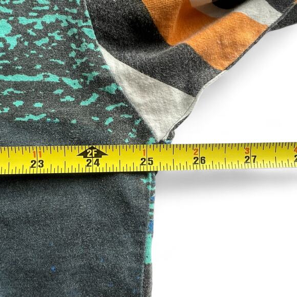 Vintage Wave Board Surfing AOP Surf T Shirt Surfer Beach XL USA 80s 90s Pattern - Picture 11 of 12